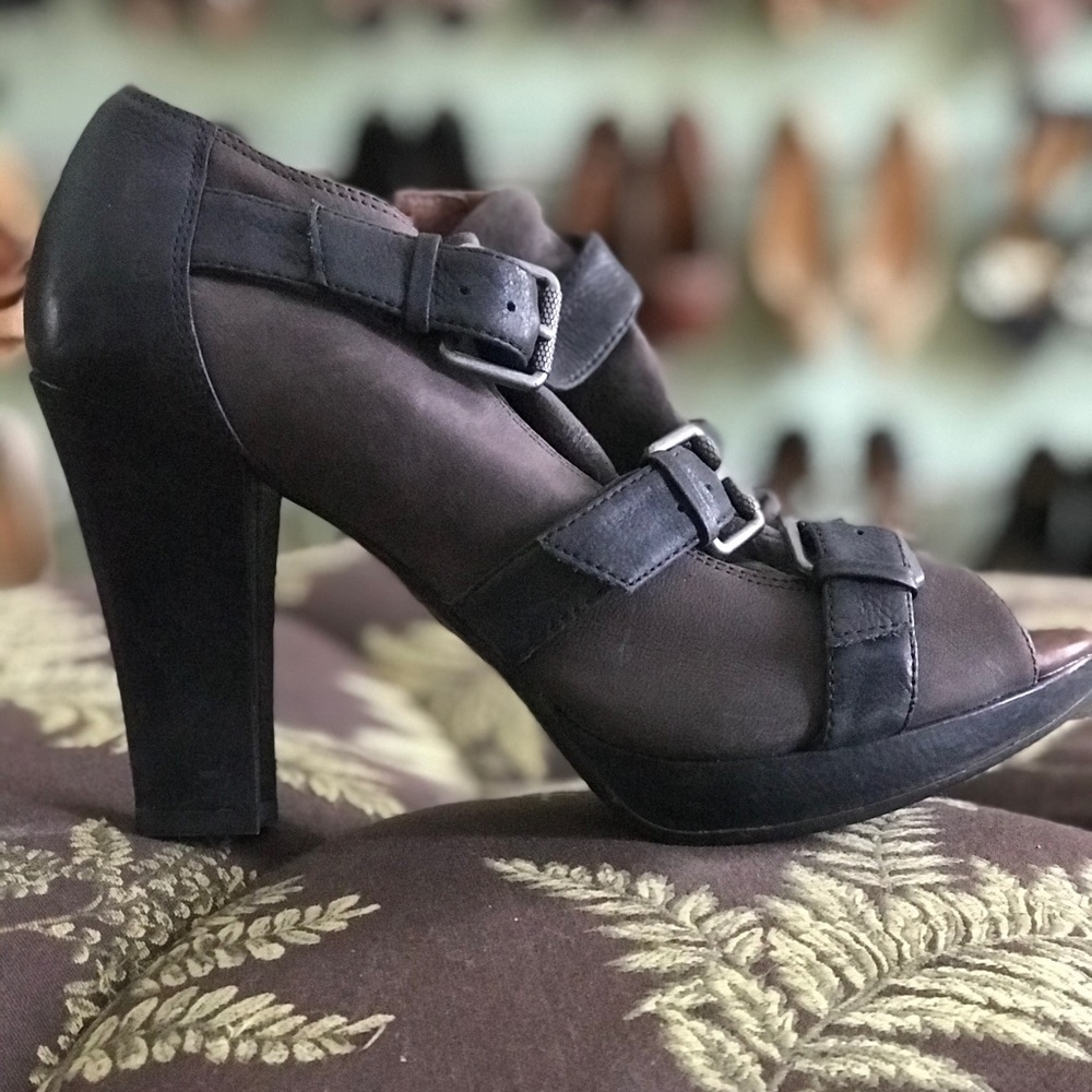Naya Kindred two tone buckle strap ankle boots